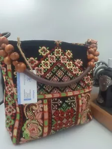 Handmade bags with added embroidery - Picture 1 of 9