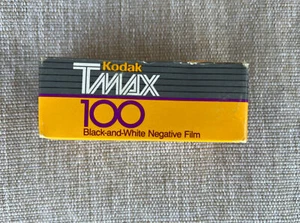 Kodak TMAX 100 TMX Professional 120 Film 1 roll Of B&W  Exp:03/1989 Out Of Date - Picture 1 of 4