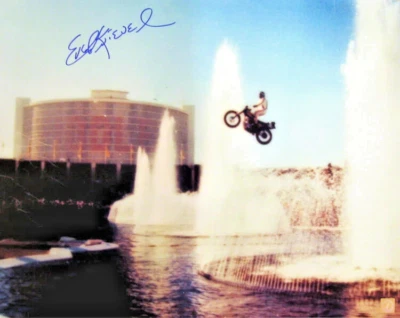 EVEL KNIEVEL SIGNED PHOTO AUTOGRAPH EVIL VEGAS ORIGINAL SIGNATURE 8X10 REPRINT
