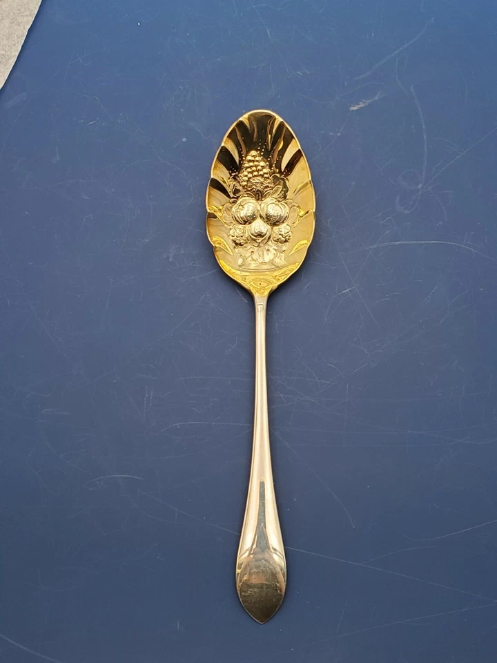 Old Colony de Watson, cuchara de bayas de plata de ley con cuenco Goldwash Foto 1 de 4