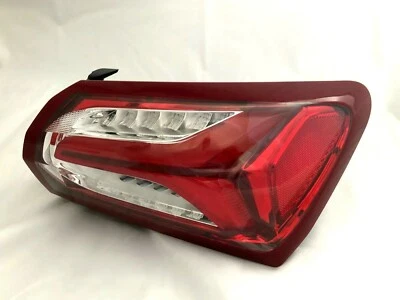 Luz trasera Chevrolet Malibu 2019-2023 OEM paso derecho LED LATERAL 84595943 NUEVO GM Foto 1 de 4