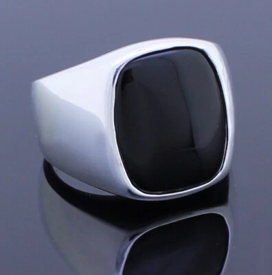 Solid 925 Sterling Silver Onyx Stone Plain Men's Ring - Image 1 of 3