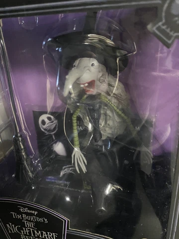 Disney Diamond Select The Nightmare Before Christmas HELGAMIME Action Figure Cover