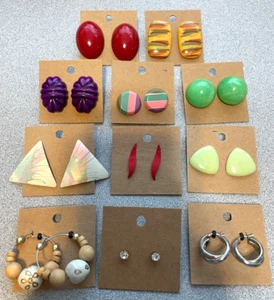 Konvolut 11 PAAR Ohrringe, verschiedene Farben, Formen & Größen - Bild 1 von 13