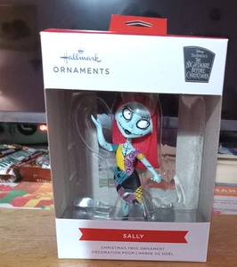 Hallmark Christbaumschmuck Nightmare Before Christmas SALLY - Bild 1 von 2