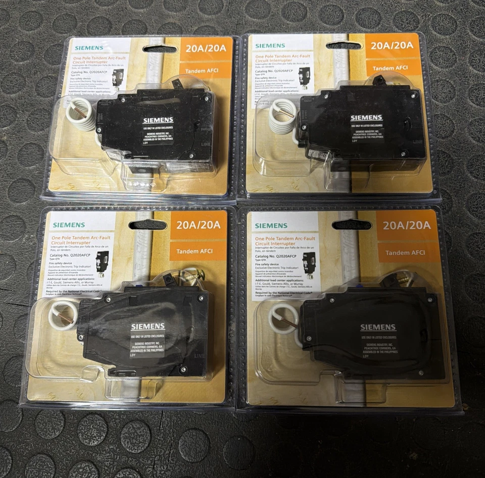 NOVO Lote de (4) Siemens 20amp 1 Pólo Combo Arc Fault Disjuntor Q2020AFCP - Imagem 1 de 1