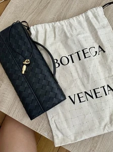 Bottega veneta andiamo leather clutch bag - Picture 1 of 11