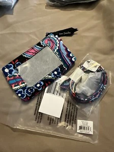 Vera Bradley - HAYMARKET PAISLEY - Zip ID Holder & Lanyard - Picture 1 of 5