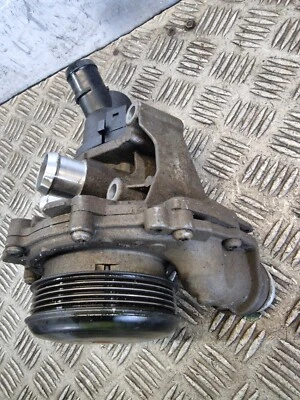 MERCEDES CLASE B B180 BOMBA DE AGUA A6512000501 W246 1.8L CDi MAN DSL MPV 2013 Foto 1 de 4