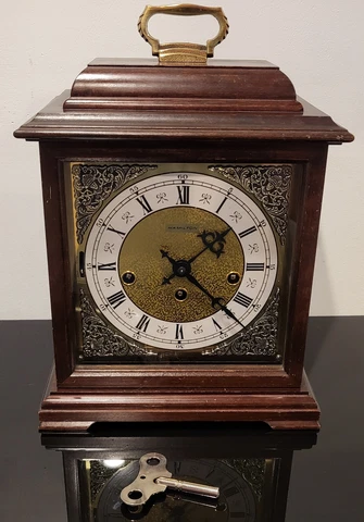 Hamilton Westminster Chime Mantle Clock 340-020  !WORKS WELL! Cover