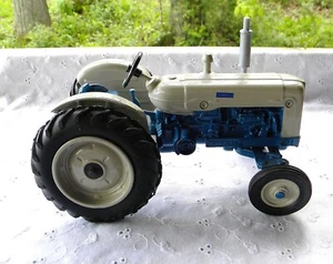 Ertl Ford 5000 Super Major Tractor Collector's Edition in Original Box 1988 1/16 - Picture 1 of 18