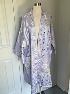 Kyoto Sen'i 42 (M) Kimono Lavender Floral Faux Silk Robe - Picture 1 of 8