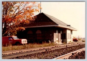 CNR Train Station Bowmanville, Ontario, 3 1/2" x 5" Photo - Foto 1 di 2