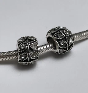 Petite Leaf C/Z Set (2) European SILVER PLATED Charms - Picture 1 of 1