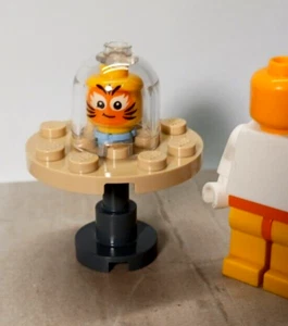 New LEGO Fish Bowl TIGER Fish Table included Fish Tank Bubble Stand Printed Face - Picture 1 of 2