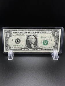 1969-$1 Dollar bill very nice bill. Downshift . - Picture 1 of 4