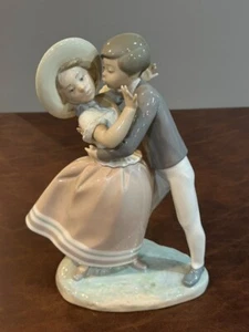 Vintage Lladro Precocious Love Waltz Time 4856 - Mint Condition Glossy no box - Picture 1 of 13