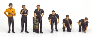 Truescale TSM12AC09 Pit Crew Figurines Team Lotus F1 'JPS' (Set Of 6) 1/43 Scale - Picture 1 of 3
