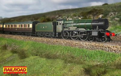 Hornby R30376 RailRoad GWR Class 1000 County of Merioneth Steam Loco 2 Coaches - Image 1 of 4