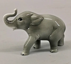 9924078 Wagner&Apel Porcelaine Figurine Éléphant 9x11, 5cm - Picture 1 of 4