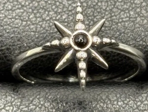 Neuzustand Sterlingsilber Onyx Nordstern Ring Größe 7 - Bild 1 von 8