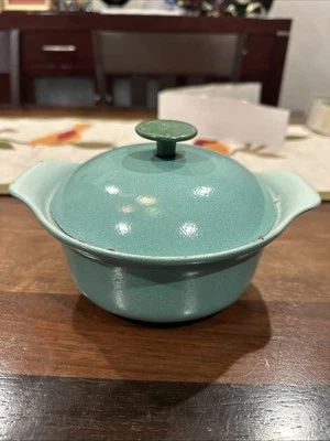 Prizer - Ware Cast Iron 8in Turquoise Blue Green Enamel Cast Iron Vintage  - Image 1 of 4