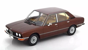 1/18 BMW 520 E12 1974 MODEL CAR MCG18120 EXTREMELY RARE - Foto 1 di 1