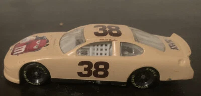 Elliott Sadler #38 2005 M&M’s Test Car 1/64 Winner’s Circle suelto Foto 1 de 4