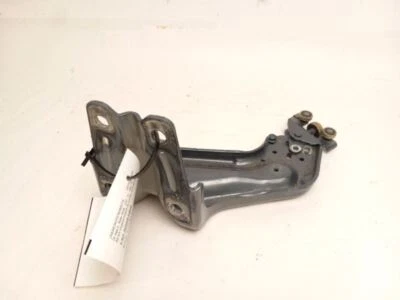 REAR PASSENGER SLIDING DOOR HINGE fits NISSAN QUEST 2011 - 2017 - Image 1 of 3