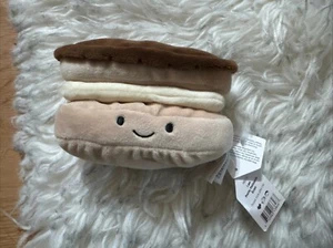 Jellycat Pretty Patisserie Eclair Brown Dessert Bakery Food Soft Plush Toy NWT - Picture 1 of 2