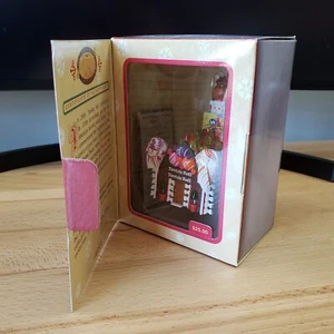 Enesco Ornament Tootsie Roll Home Sweet Home Treasury Masterpiece Editions - Picture 1 of 10
