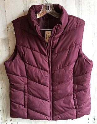 NWT Aeropostale Puffer Vest Size Large L Sleeveless Jacket Burgundy Quilted NEW - Image 1 of 4