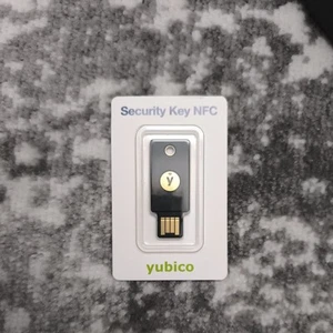 Yubico - YubiKey - Security Key NFC - SEALED - Photo 1/1