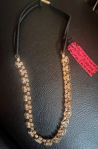 Betsey Johnson Rhinestone Hearts Gold Tone Women’s Head Hairband Jewelry NWT - Picture 1 of 3