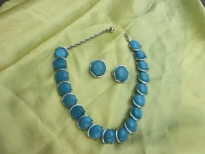 Juego de Pendientes Collar Lucita Termoset Azul LISNER Vintage - Imagen 1 de 5