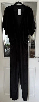 BNWT GEORGE BLACK V NECK PLUSH WIDE LEG JUMPSUITWITH TIE BELT - SIZE 22!! - Image 1 of 4