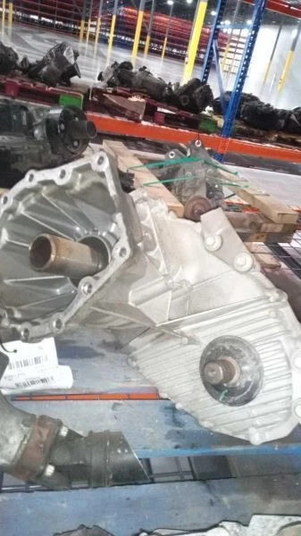 Estuche de transferencia 3,0 L gasolina compatible con 11-18 PORSCHE CAYENNE 148588 Foto 1 de 1