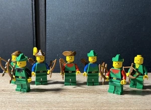 Lego Vintage Castle Forestmen's Crossing Minifigur Set Menge 7 mit Zubehör - Bild 1 von 2