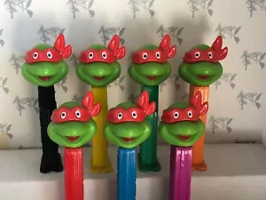 PEZ - Tartarughe Ninja Mutanti Adolescenti - Raffaello Felice - Stelo Cina - Uso per Artigianato - Foto 1 di 8