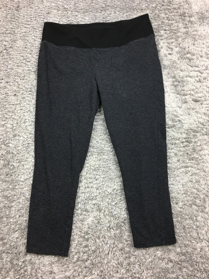 Leggings Maurices InMOTION para mujer talla grande gris negro a rayas Foto 1 de 4