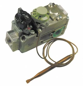 Robertshaw 710-203 Hydraulic 1/2" Low Profile, Propane (LP) - Picture 1 of 1