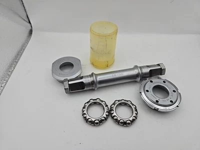 Campagnolo 68-SS Bottom Bracket 110mm 1.37"x24tpi - Image 1 of 4