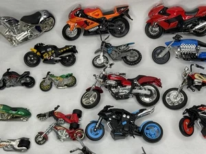 🔥 Diecast Motorcycle Lot Hot Wheels Maisto Harley Yamaha Chopper Sport Bike Mix - Picture 1 of 14