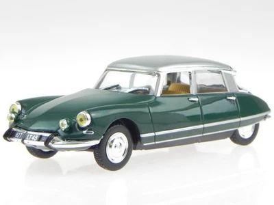 Citroen DS21 DS 21 Special green 1971 diecast model car Norev 1/43 - Image 1 of 4