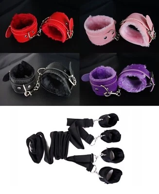 Plüsch Handschellen Handfesseln Fussfesseln Ledermanschette Bett Fessel Set - Bild 1 von 4