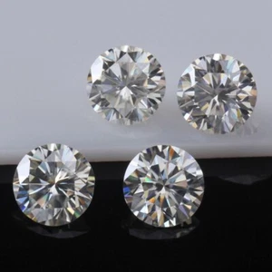 White D Color VVS1 Round Cut Moissanite Stone Loose Gemstone With Certificate - Picture 1 of 9