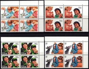 1987 Australia Australian Kids Top R/H Esquina Bloques de 4 Como Nuevo Nunca Bisagras, Limpio - Imagen 1 de 1