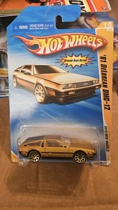 Hot Wheels 81 Delrorean DMC 12 2010 NUEVO MODELO DORADO - Imagen 1 de 4