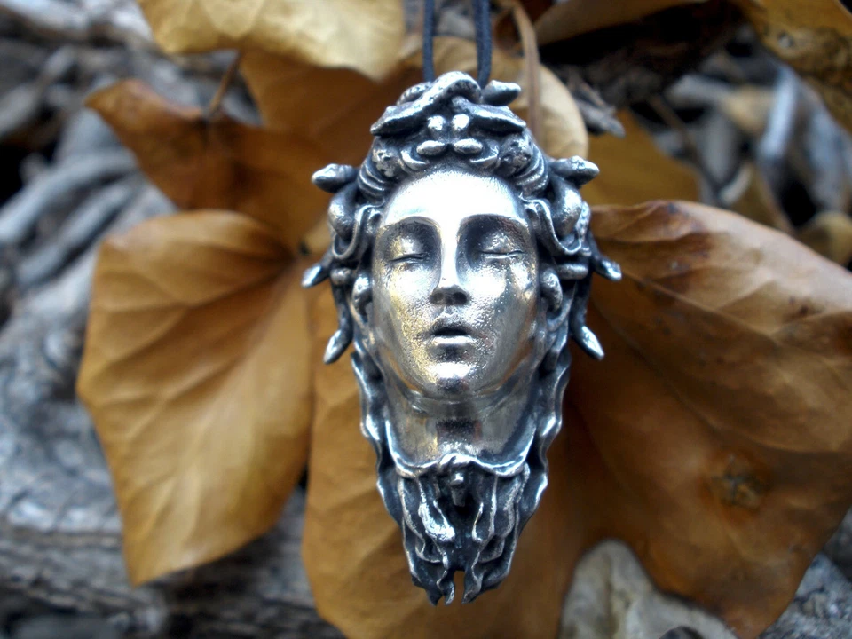 Ожерелье богини медузы, кулон из чистого серебра с медузой, богиня змеи - Изображение 1 из 4