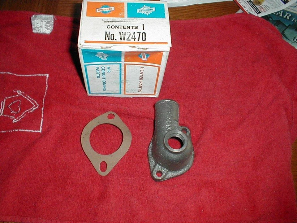 НОВЫЙ ИЗ СТАРЫХ ЗАПАСОВ 1978-80 FORD FIESTA 4 ЦИЛИНДРА ТЕРМОСТАТ КОРПУС - Изображение 1 из 1